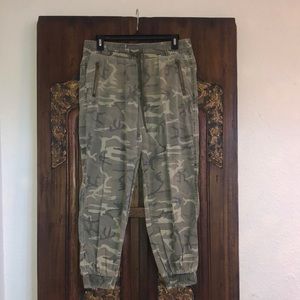 Womens Camo Pant